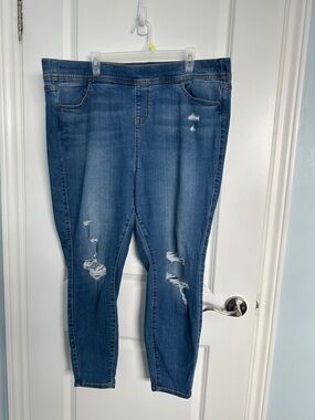 torrid Ripped Stretch Jeggings in Medium Blue Wash